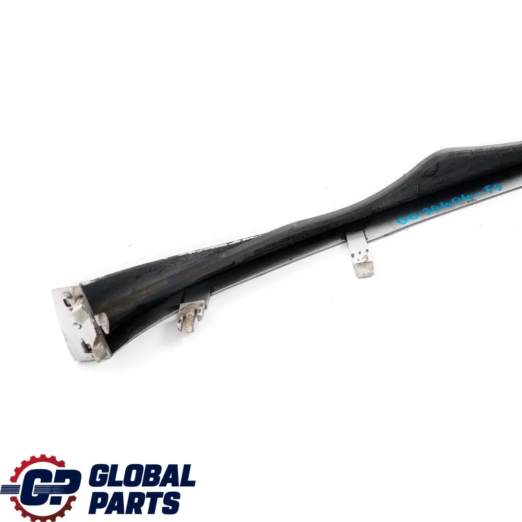 Copertura Griglia Faro Anteriore Sinistra Trim Titan Silver 354 BMW E46 - SKU P0030404-TS - Numero di parte 0030404