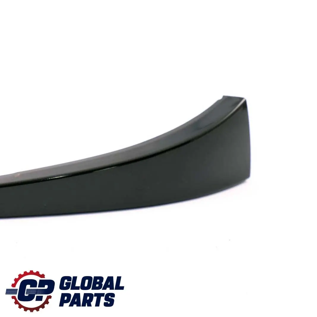 Front Left Headlight Trim Cover Schwarz 2 Black 668 para BMW E46 con número de pieza 0030406 BMW E46 Front Left Headlight Trim Cover Schwarz 2 Black 668 - SKU P0030406-SCH - Número de pieza 0030406