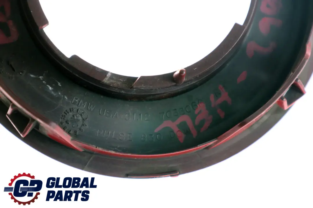 Cubierta Panel Lateral Derecho Rojo Hellrot 314 para BMW Z4 E85 Roadster con número de pieza 0030962 BMW Z4 E85 Roadster Cubierta Panel Lateral Derecho Rojo Hellrot 314 - SKU P0030962-HELL - Número de pieza 0030962