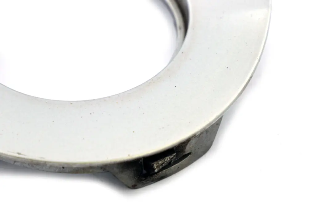 BMW Z4 Reihe E85 Blende Seitenwand lackiert rechts Titansilber 7033066 - SKU P0030962-TS - Teilenummer 0030962