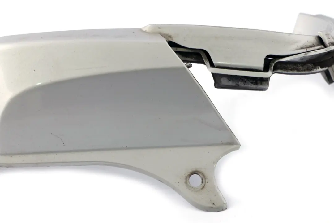 Telaio Fanale Posteriore SX Argento-Titanio 354 7025641 per BMW Z4 E85 con numero di parte 0031017 BMW Z4 E85 Telaio Fanale Posteriore SX Argento-Titanio 354 7025641 - SKU P0031017-TS - Numero di parte 0031017