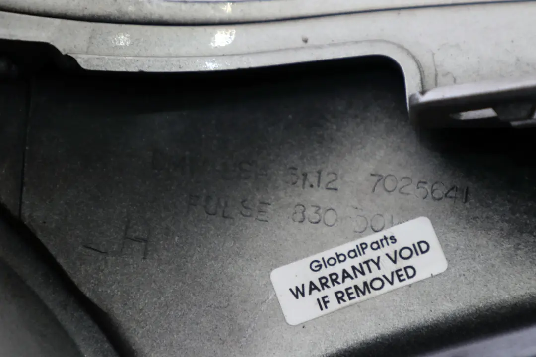 BMW Z4 E85 Osłona Obudowa Listwa Lampy Lewy Tył - SKU P0031017-TS - Numer Części 0031017