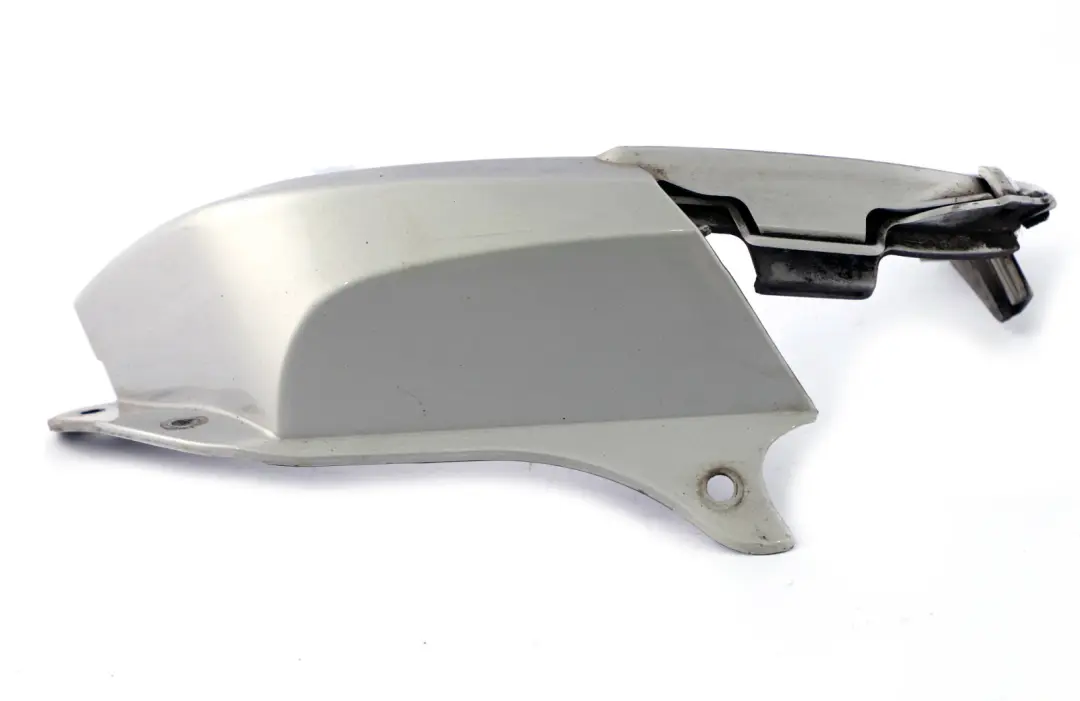 Reihe E85 Rahmen Heckleuchte links Titansilber 354 7025641 für BMW Z4 mit Teilenummer 0031017 BMW Z4 Reihe E85 Rahmen Heckleuchte links Titansilber 354 7025641 - SKU P0031017-TS - Teilenummer 0031017