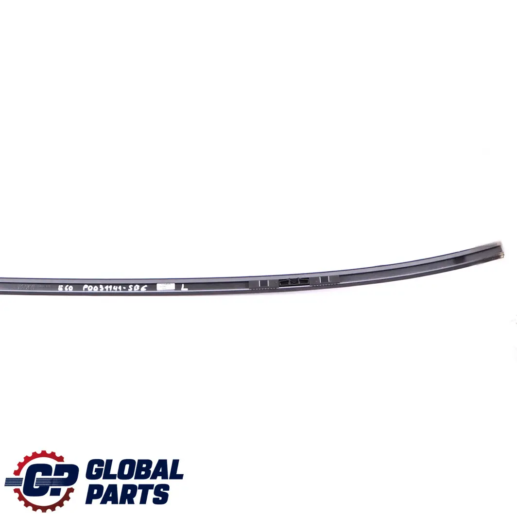 Modanatura Tetto Grondaia Sinistra Grigio Argento - A08 per BMW E60 con numero di parte 0031141 BMW E60 Modanatura Tetto Grondaia Sinistra Grigio Argento - A08 - SKU P0031141-SBG - Numero di parte 0031141