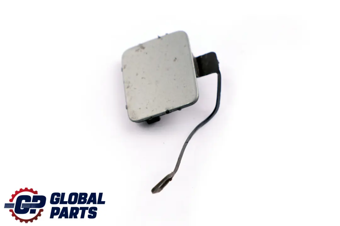 BMW E90 E91 Frontstoßstange Klappe Abschleppöse Arktis Metallic - A34 7116687 - SKU 0033166-AM - Teilenummer 0033166