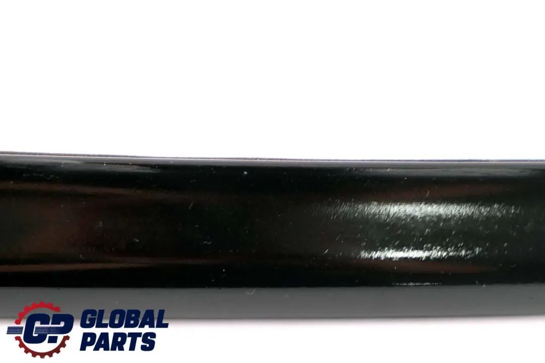 Griffleiste Heckklappe Black Sapphire Metallic Schwarz für BMW 3 er E46 mit Teilenummer 0033297 BMW 3 er E46 Griffleiste Heckklappe Black Sapphire Metallic Schwarz - SKU P0033297-BS - Teilenummer 0033297