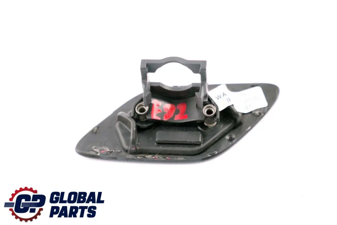 Blende Spritzdüse Rechts Schwarz Black Sapphire für BMW 3 er E92 E93 mit Teilenummer 7158750 BMW 3 er E92 E93 Blende Spritzdüse Rechts Schwarz Black Sapphire - SKU P0034466-BS - Teilenummer 7158750