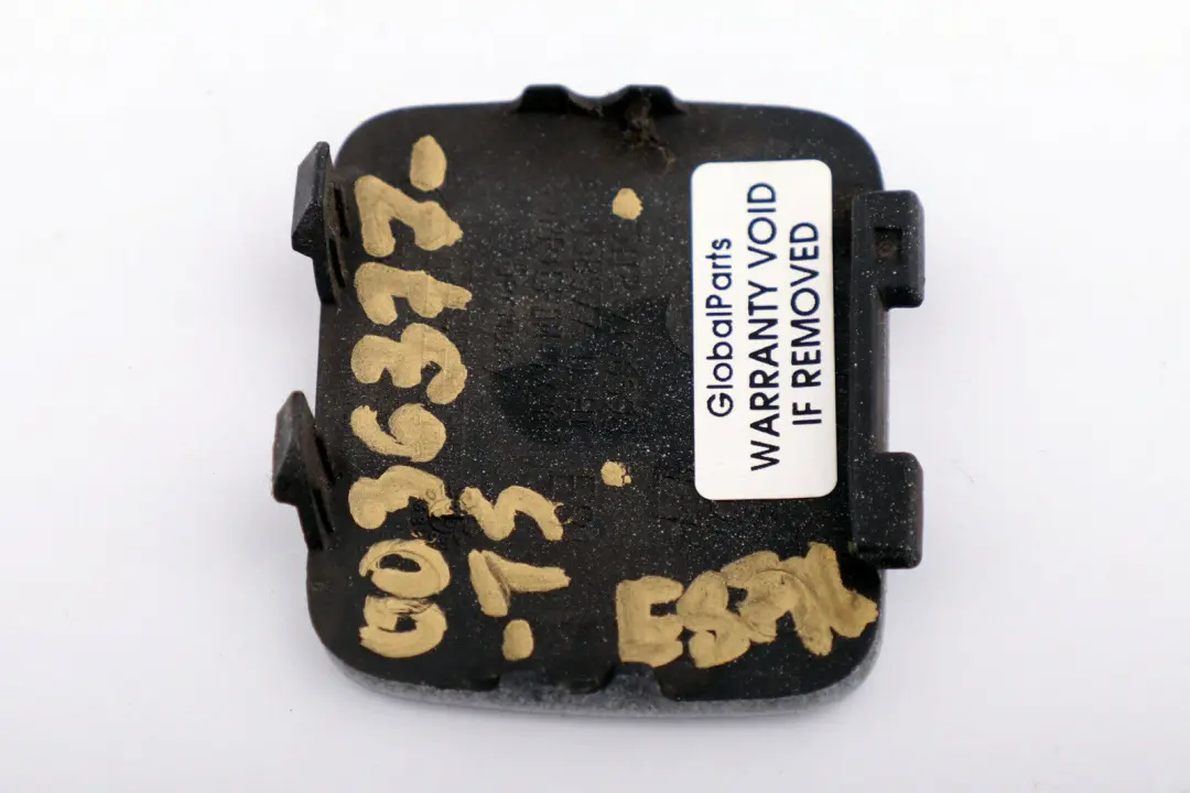 Zaślepka Zderzaka Haka Tył Titansilber Srebrna 7166598 do BMW E81 E87 LCI o numerze 0036377 BMW E81 E87 LCI Zaślepka Zderzaka Haka Tył Titansilber Srebrna 7166598 - SKU P0036377-TS - Numer Części 0036377