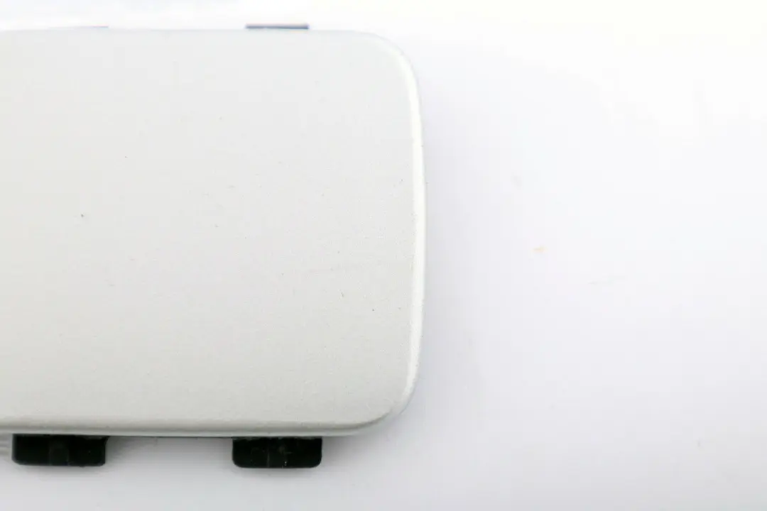 BMW E87 LCI Flap Ojo De remolque parachoques trasero Titansilber Plata 7166598 - SKU P0036377-TS - Número de pieza 0036377