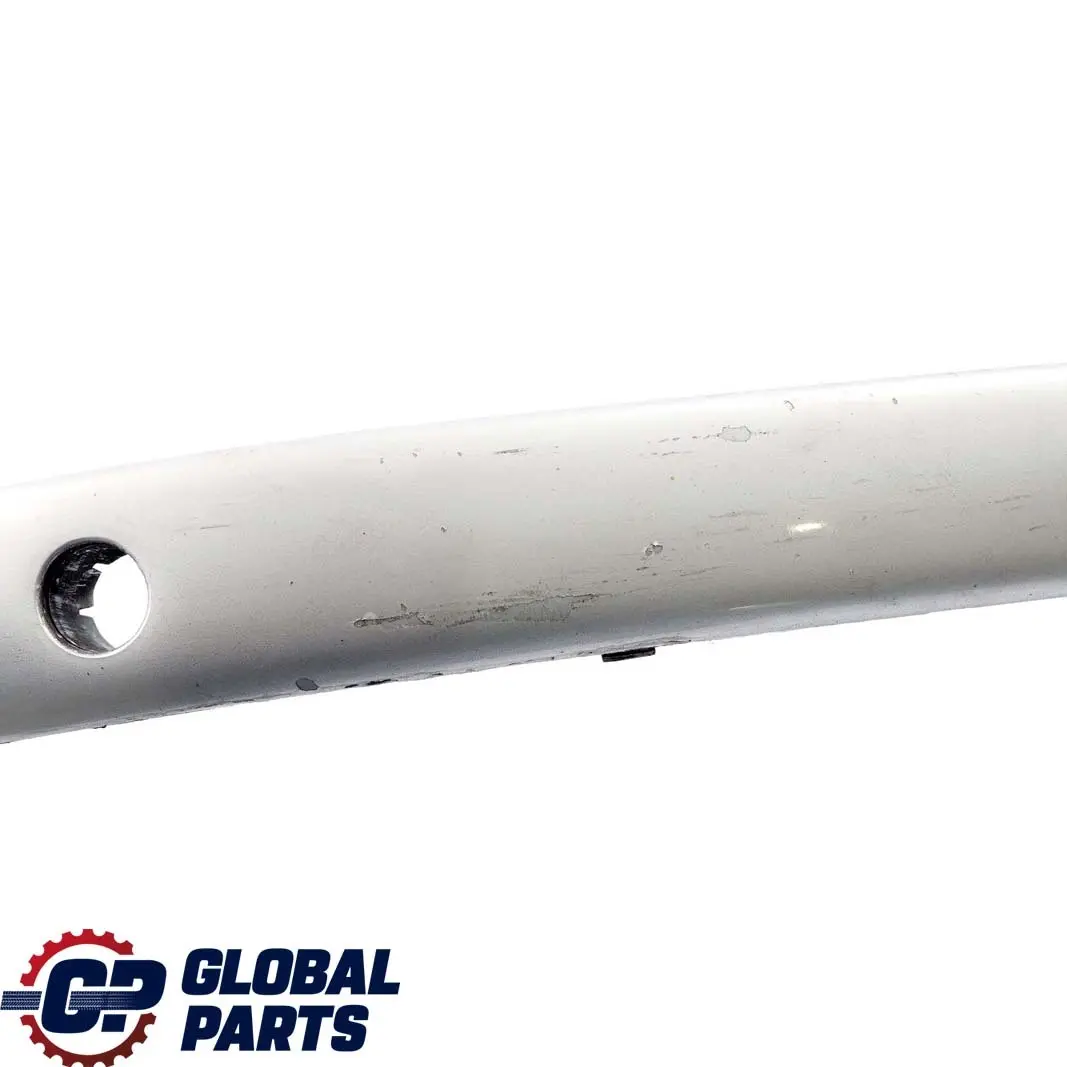 Parachoques Guarda Tira Delantera Izquierda Titansilber Plata 354 para BMW E65 E66 1 con número de pieza 0136460 BMW E65 E66 1 Parachoques Guarda Tira Delantera Izquierda Titansilber Plata 354 - SKU P0136460-TS1 - Número de pieza 0136460