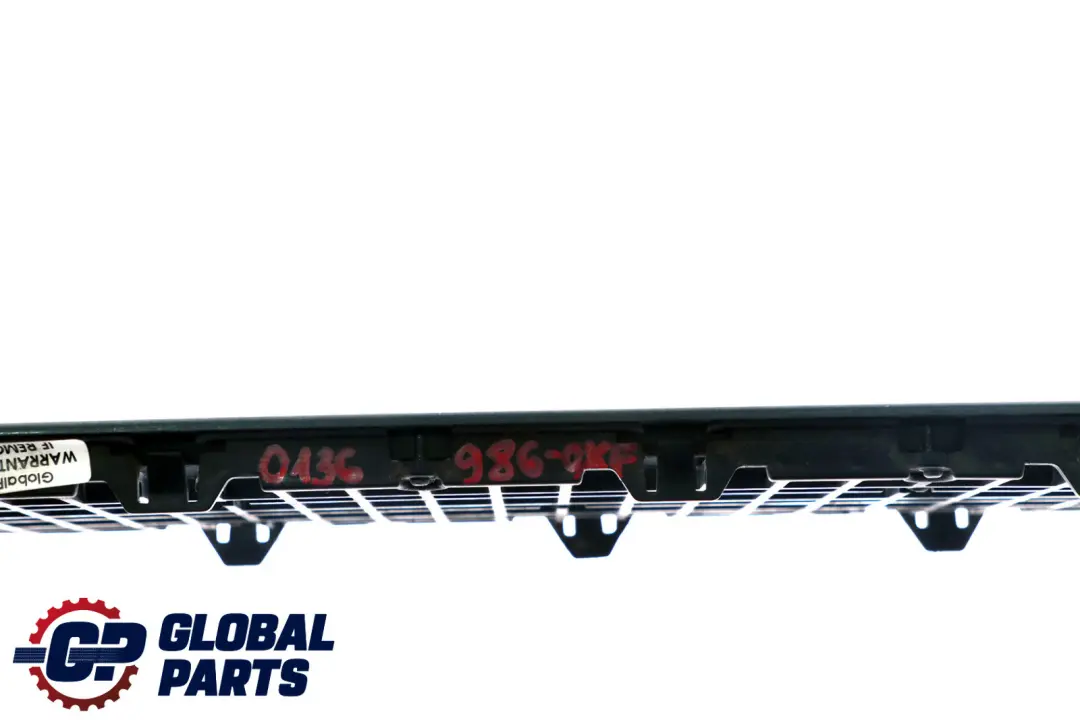 Bonnet Hood Grill Grille Air Inlet Oxford Green 2 Metallic to BMW 7 Series E65 E66 with Part number 0136986 BMW 7 Series E65 E66 Bonnet Hood Grill Grille Air Inlet Oxford Green 2 Metallic - SKU P0136986-OXF - Part number 0136986