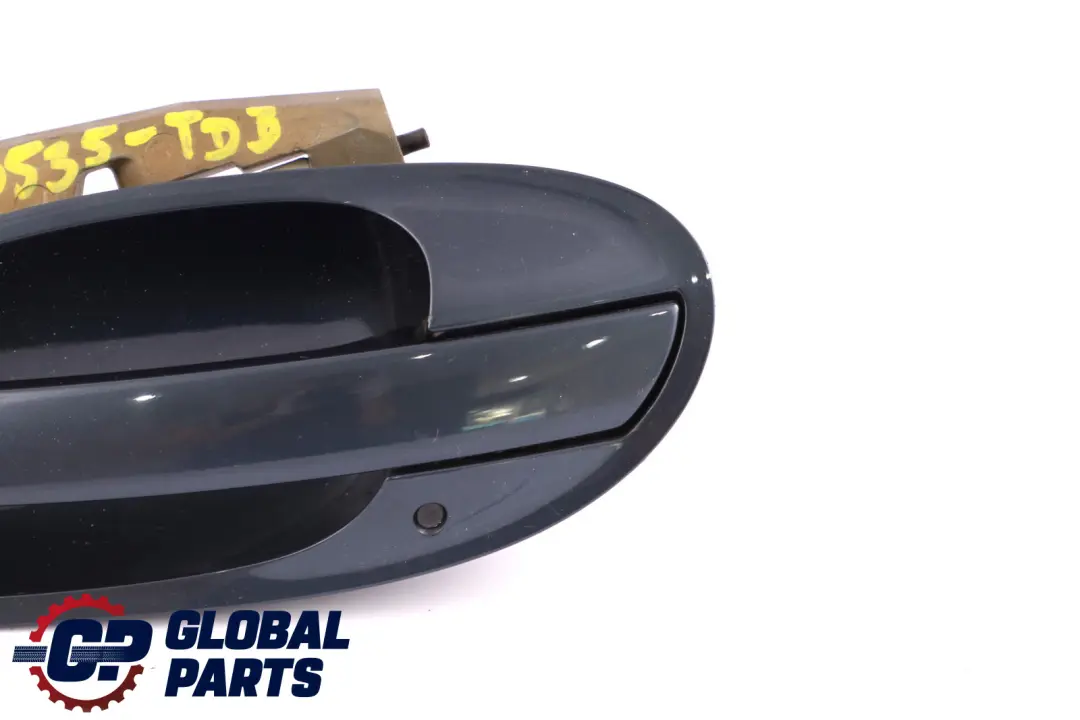 Poignée De Porte Arrière Gauche Toledoblau Blue - 482 pour BMW E65 E66 à propos du numéro de pièce 0140535 BMW E65 E66 Poignée De Porte Arrière Gauche Toledoblau Blue - 482 - SKU P0140535-TDB - Numéro de pièce 0140535