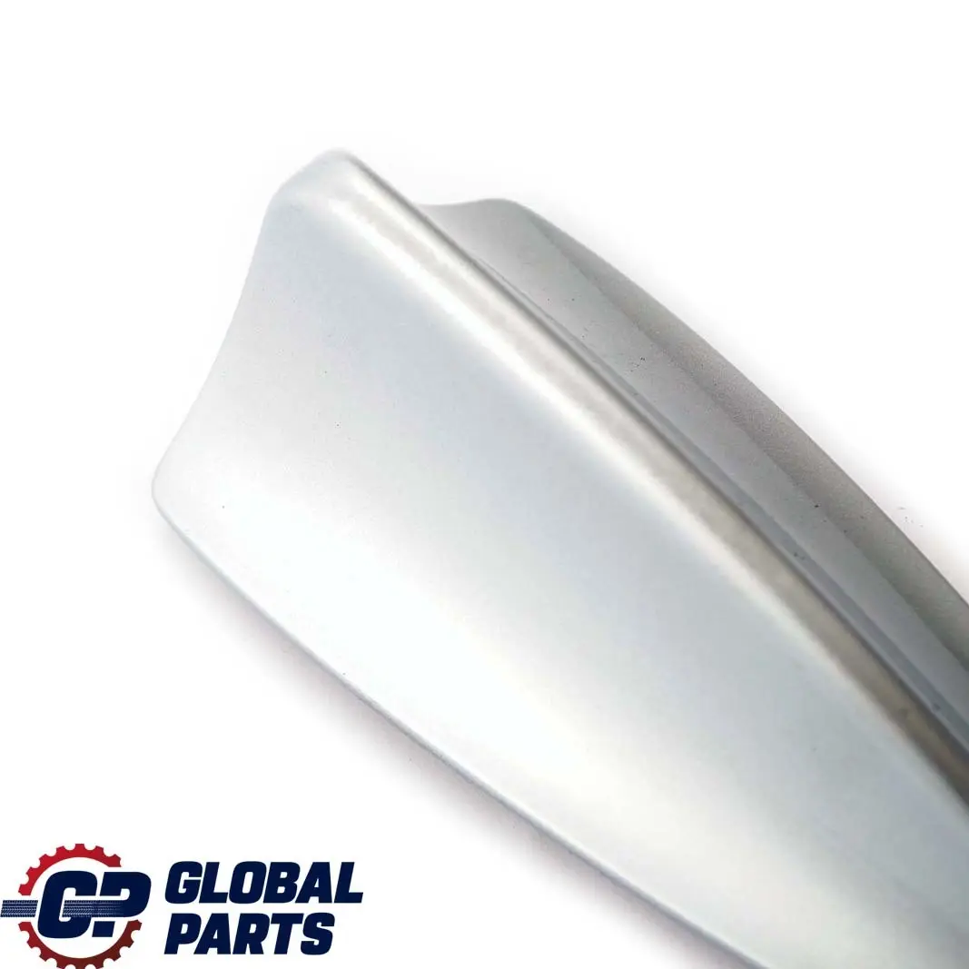 Carcasa Vacia Techo Antena Tiburon Silverstone 2 Metalico para BMW E60 M5 con número de pieza 0301273 BMW E60 M5 Carcasa Vacia Techo Antena Tiburon Silverstone 2 Metalico - SKU P0301273-SIL - Número de pieza 0301273