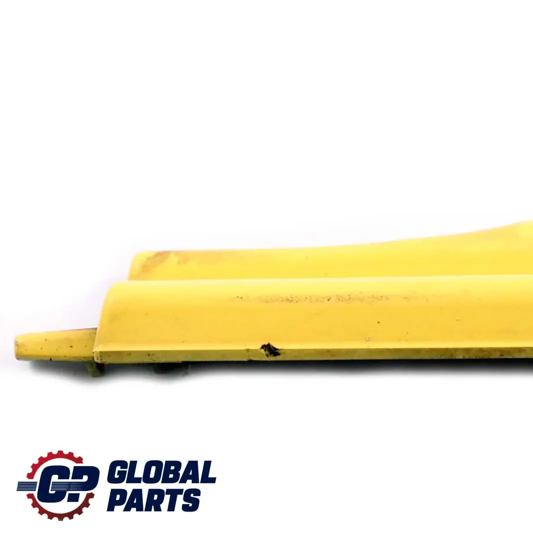 Tapa Conducto De Aire Derecho Embellecedor Amarillo Liquido 902 para Mini R52 Cabrio con número de pieza 0390014 Mini R52 Cabrio Tapa Conducto De Aire Derecho Embellecedor Amarillo Liquido 902 - SKU P0390014-YEL - Número de pieza 0390014