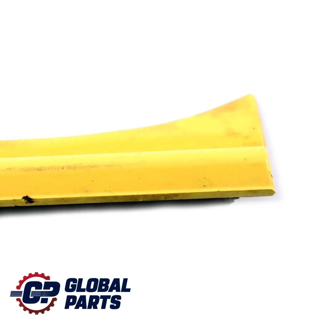 Copertura Condotto Aria Destra O/S Giallo Liquido 902 per Mini Cooper R52 Cabrio con numero di parte 0390014 Mini Cooper R52 Cabrio Copertura Condotto Aria Destra O/S Giallo Liquido 902 - SKU P0390014-YEL - Numero di parte 0390014