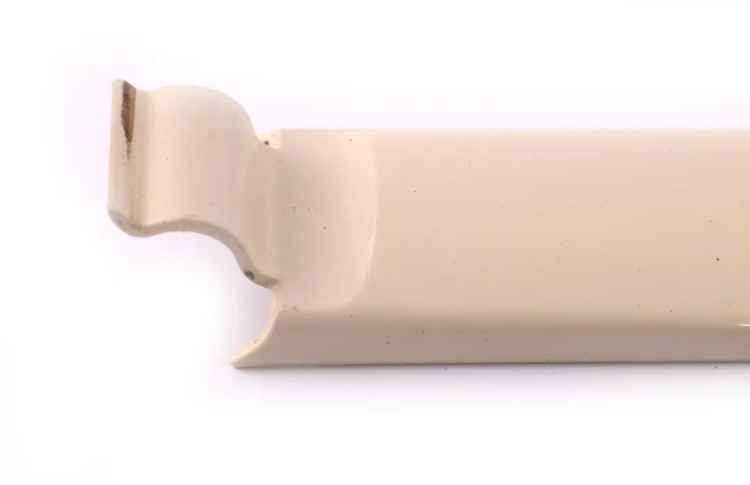 Zawias tylnej klapy lewy Pepper White do Mini R52 o numerze 0390077 Mini R52 Zawias tylnej klapy lewy Pepper White - SKU P0390077-PW - Numer Części 0390077