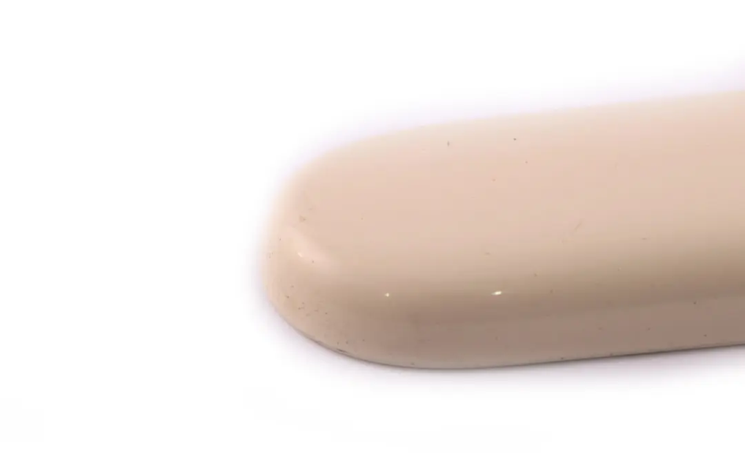 Tapa Maletero Bisagra Izquierda Pepper Blanco 850 para Mini Cooper R52 Cabrio con número de pieza 0390077 Mini Cooper R52 Cabrio Tapa Maletero Bisagra Izquierda Pepper Blanco 850 - SKU P0390077-PW - Número de pieza 0390077