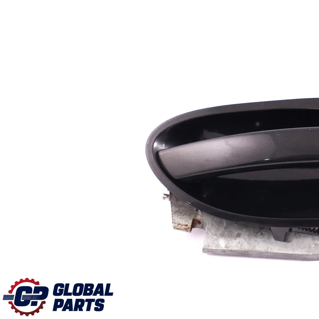 Posteriore Maniglie Passeggero Destra Black Sapphire 475 Nero per BMW E65 E66 con numero di parte 0391091 BMW E65 E66 Posteriore Maniglie Passeggero Destra Black Sapphire 475 Nero - SKU P0391091-BS - Numero di parte 0391091