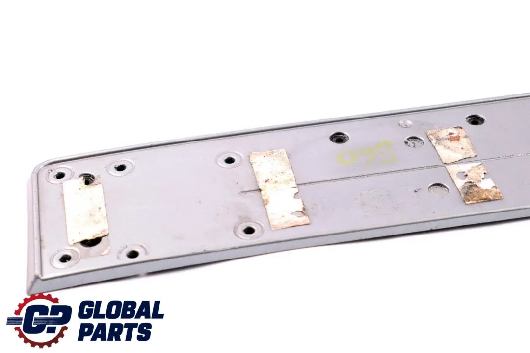 BMW 5 er E60 E61 Unterlage Kennzeichen Vorne Silbergrau Metallic A08 - SKU P0391961-SBG - Teilenummer 7895731