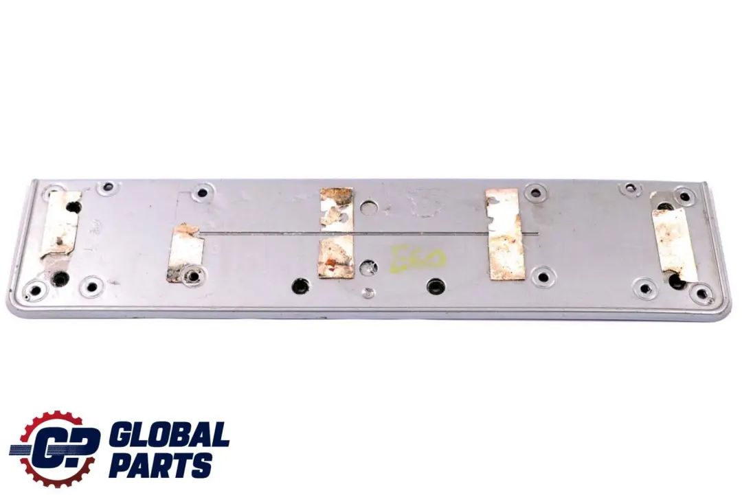 BMW 5 er E60 E61 Unterlage Kennzeichen Vorne Silbergrau Metallic A08 - SKU P0391961-SBG - Teilenummer 7895731