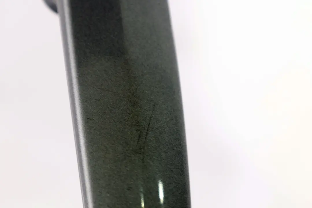 Griffbügel lackiert links Quarzblau Metallic A18 für BMW 1 er 2 E81 E87 mit Teilenummer 0392545 BMW 1 er 2 E81 E87 Griffbügel lackiert links Quarzblau Metallic A18 - SKU P0392545-QB2 - Teilenummer 0392545