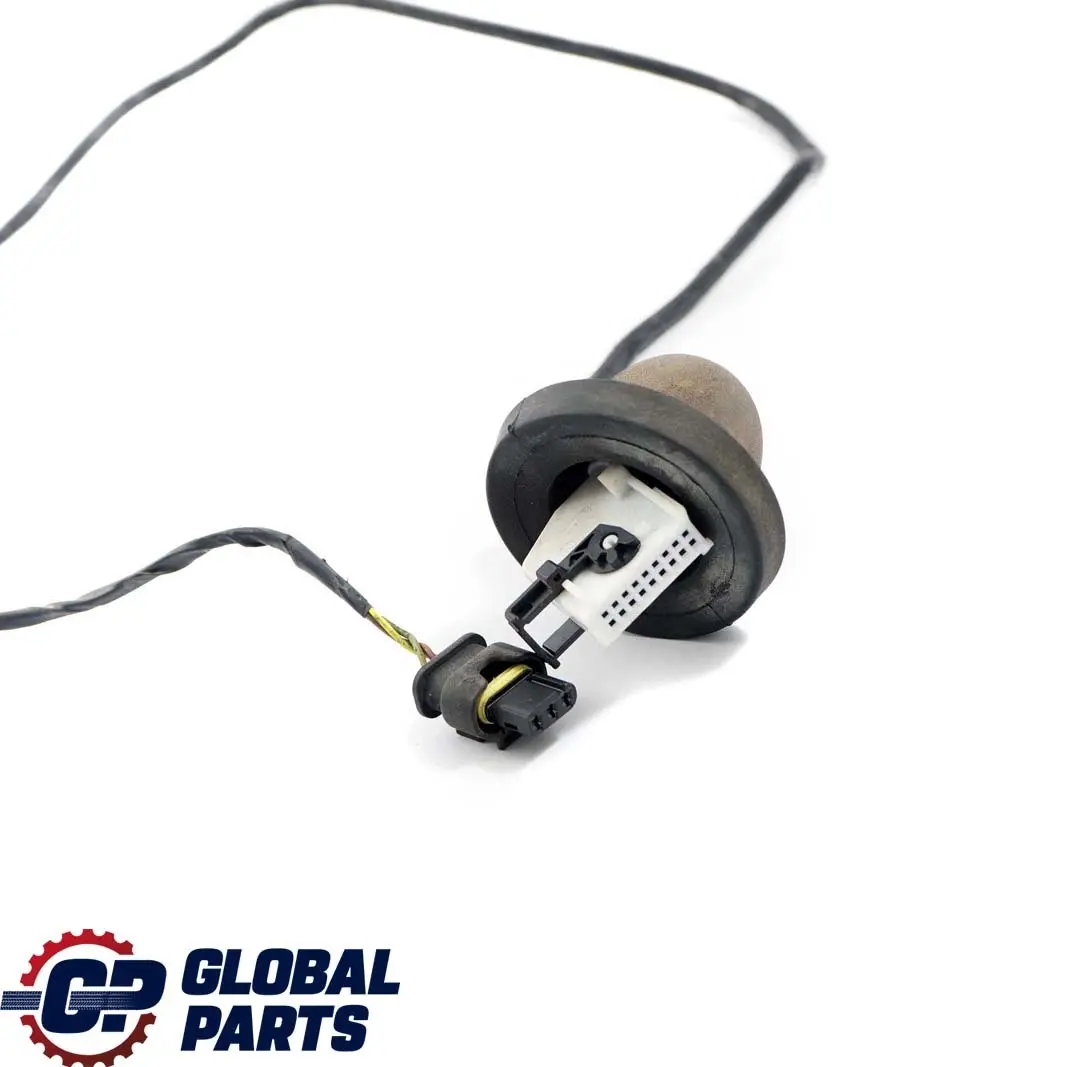 Cable equipe Choc-Receveur Arriere Pdc pour BMW 1 E82 à propos du numéro de pièce 0396890 BMW 1 E82 Cable equipe Choc-Receveur Arriere Pdc - SKU P0396890 - Numéro de pièce 0396890