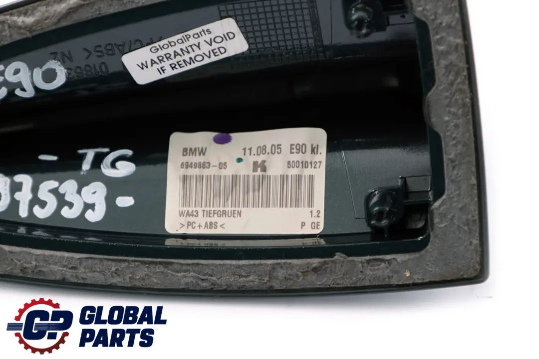 Leergehäuse Dachantenne Tiefgruen Metallic A43 6941008 für BMW 3 er E82 E90 E92 mit Teilenummer 0397539 BMW 3 er E82 E90 E92 Leergehäuse Dachantenne Tiefgruen Metallic A43 6941008 - SKU P0397539-TG - Teilenummer 0397539