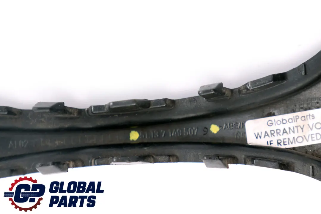 Griglia Ornamentale Fronte Black Sapphire Metallico Nero per BMW E65 E66 con numero di parte 0399706 BMW E65 E66 Griglia Ornamentale Fronte Black Sapphire Metallico Nero - SKU P0399706-BS - Numero di parte 0399706