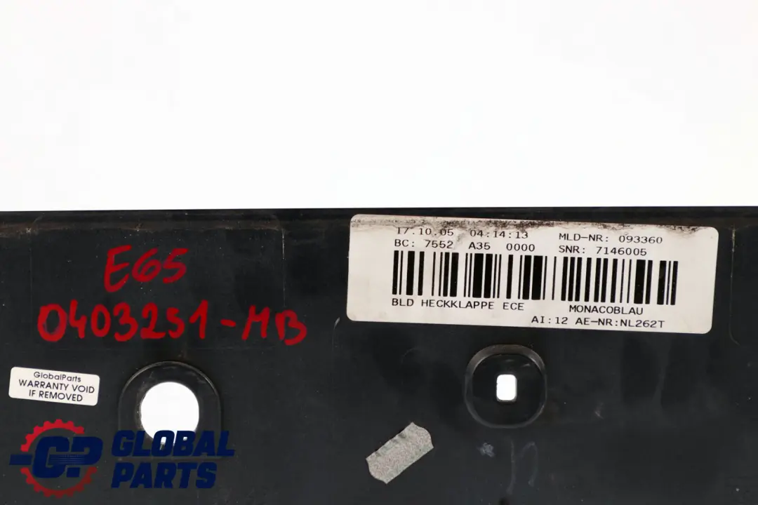 Blende Heckklappe Monacoblau Metallic für BMW 7 er E65 E66 mit Teilenummer 0403251 BMW 7 er E65 E66 Blende Heckklappe Monacoblau Metallic - SKU P0403251-MB - Teilenummer 0403251