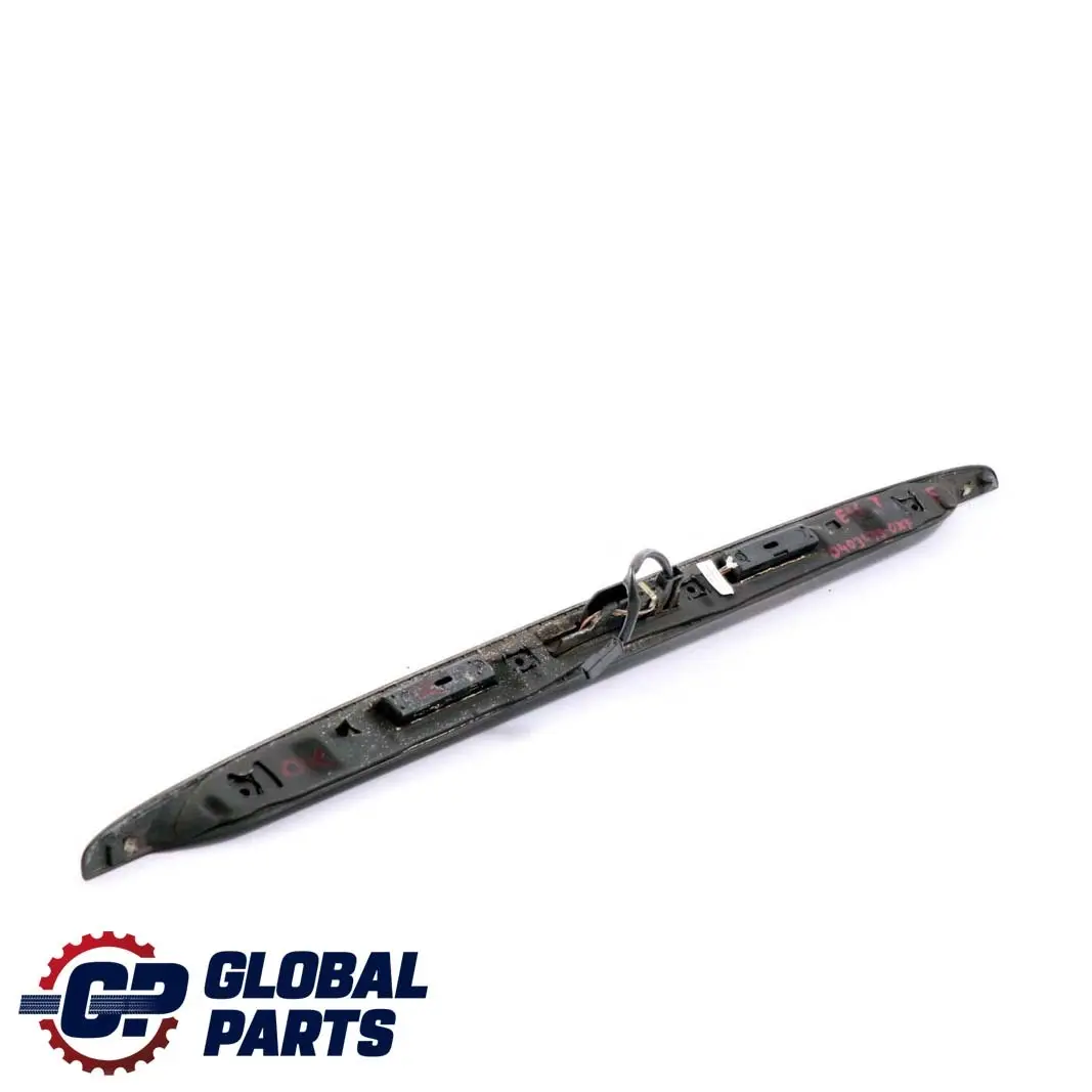 Griffleiste Heckklappe Oxfordgruen Metallic 430 für BMW 3 er E46 Touring mit Teilenummer 0403479 BMW 3 er E46 Touring Griffleiste Heckklappe Oxfordgruen Metallic 430 - SKU P0403479-OXF - Teilenummer 0403479