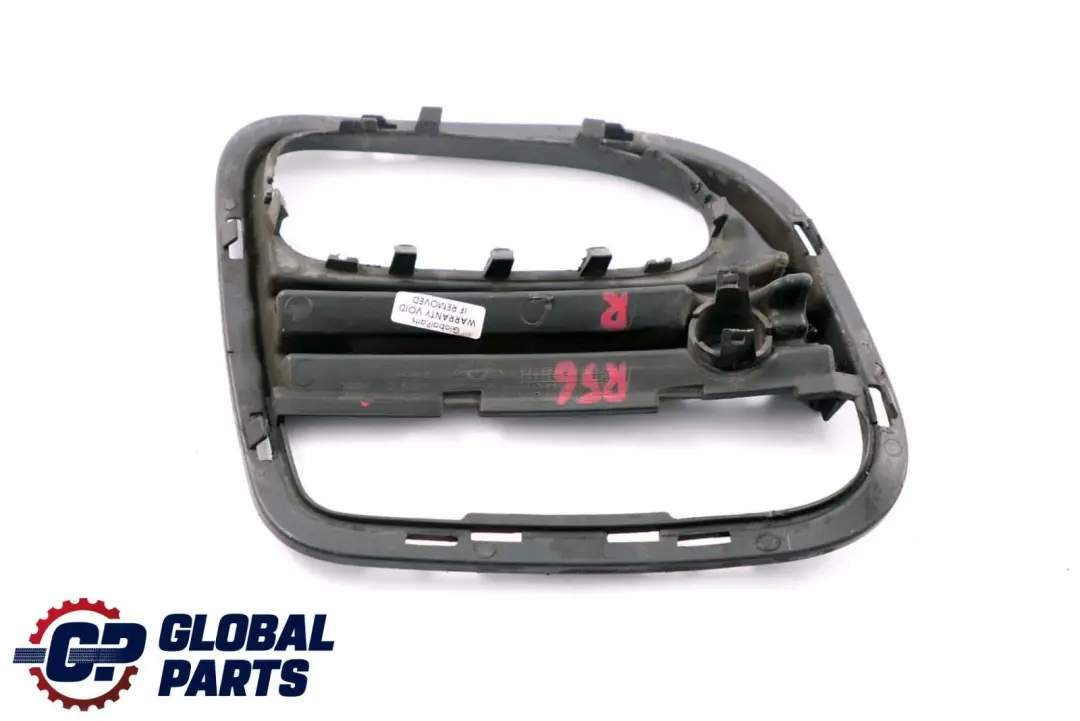 Mini Cooper R56 R57 Stoßstange Hinten Gitter Lüftung PDC Rechts 0413568 - SKU P0413568 - Teilenummer 0413258