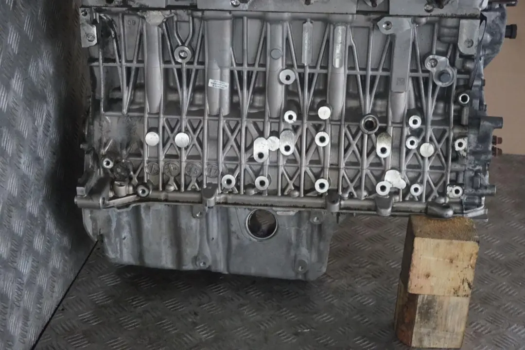 BMW 5 Series E60 E61 530xd Bare Engine M57N2 306D3 231HP w 99k miles WARRANTY - SKU p0413752 - Part number 0413752