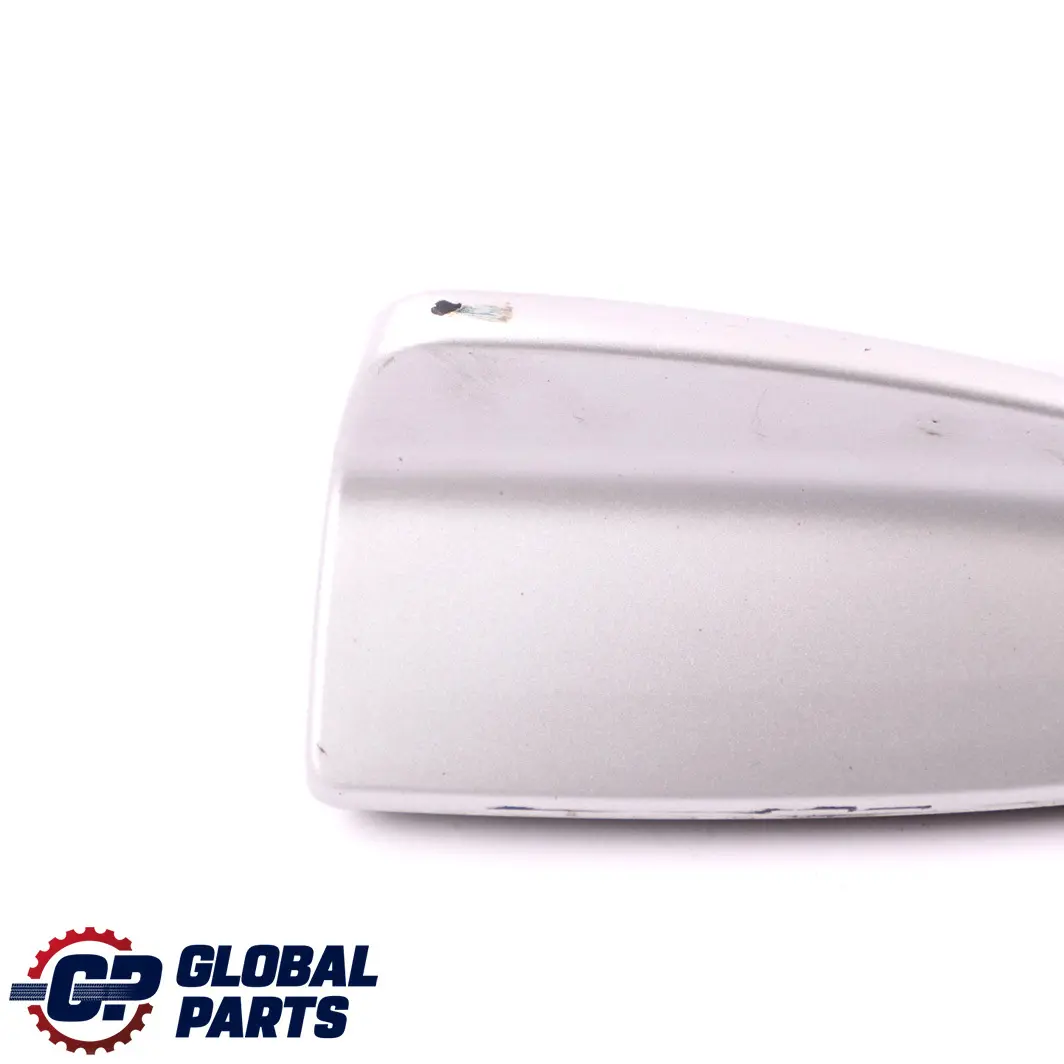 Antenne de toit Aileron de requin Titansilber Argent Métallisé 354 pour BMW X5 E70 1 à propos du numéro de pièce 0420271 BMW X5 E70 1 Antenne de toit Aileron de requin Titansilber Argent Métallisé 354 - SKU P0420271-TS1 - Numéro de pièce 0420271