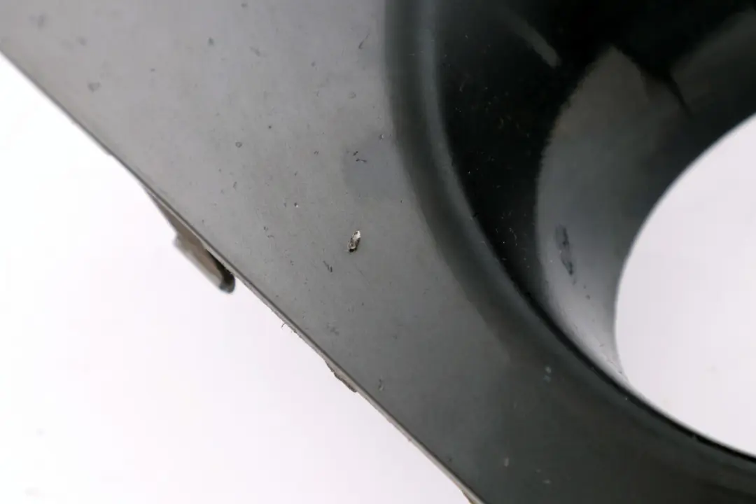 Blende Vorne Links Midnight Black Schwarz 2753657 für BMW Mini Cooper 2 R55 R56 mit Teilenummer 0430223 BMW Mini Cooper 2 R55 R56 Blende Vorne Links Midnight Black Schwarz 2753657 - SKU P0430223-MNB2 - Teilenummer 0430223