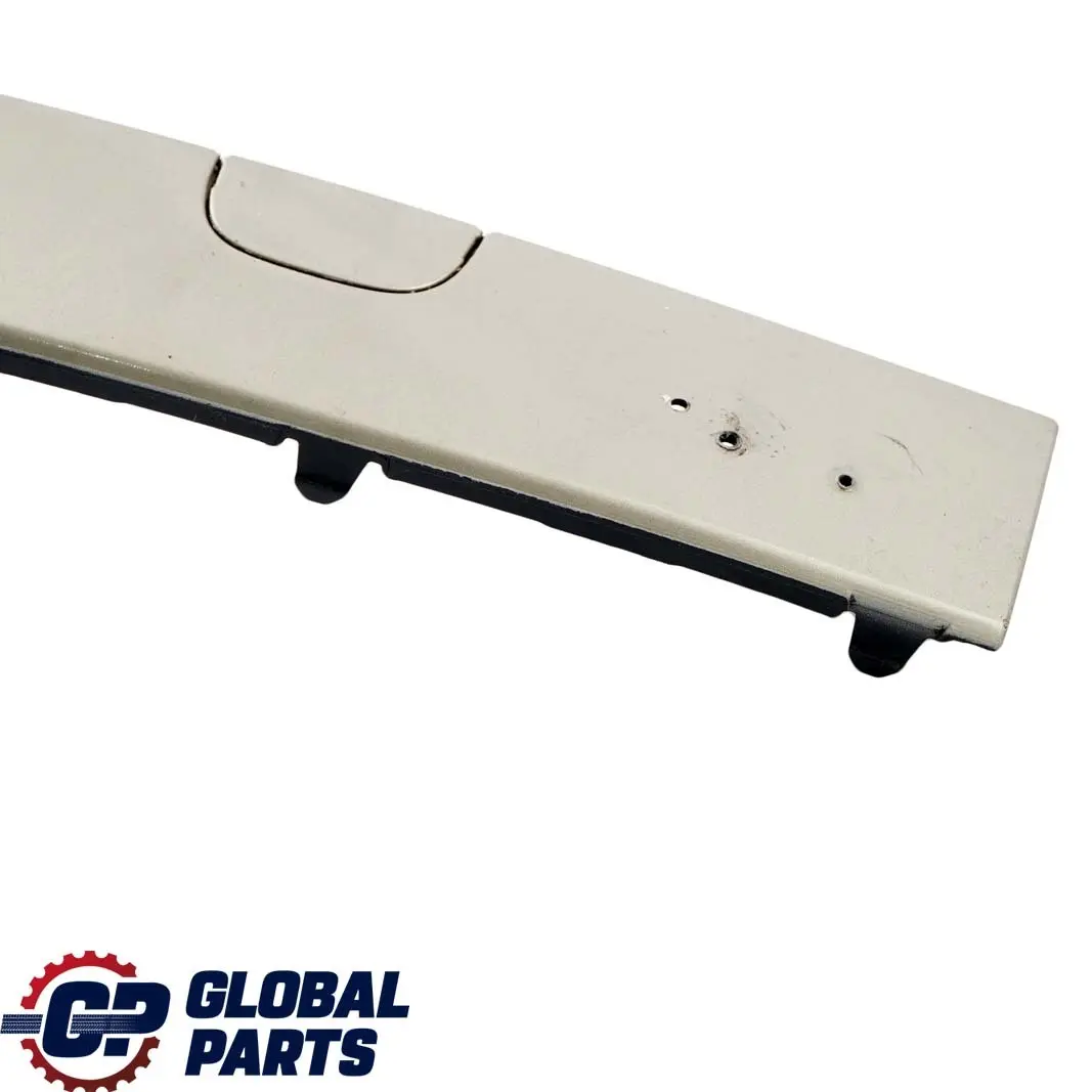 Blende Vorne Rechts Sparkling Silver A60 2753658 für Mini Cooper R55 R56 1 mit Teilenummer 0430224 Mini Cooper R55 R56 1 Blende Vorne Rechts Sparkling Silver A60 2753658 - SKU P0430224-SS1 - Teilenummer 0430224