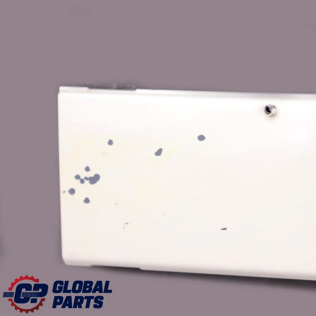 Mini Cooper One R55 R56 R57 Paraurti Anteriore SX Lastra Decorativa Pepe Bianco - SKU P0430225-PW2 - Numero di parte 0430225