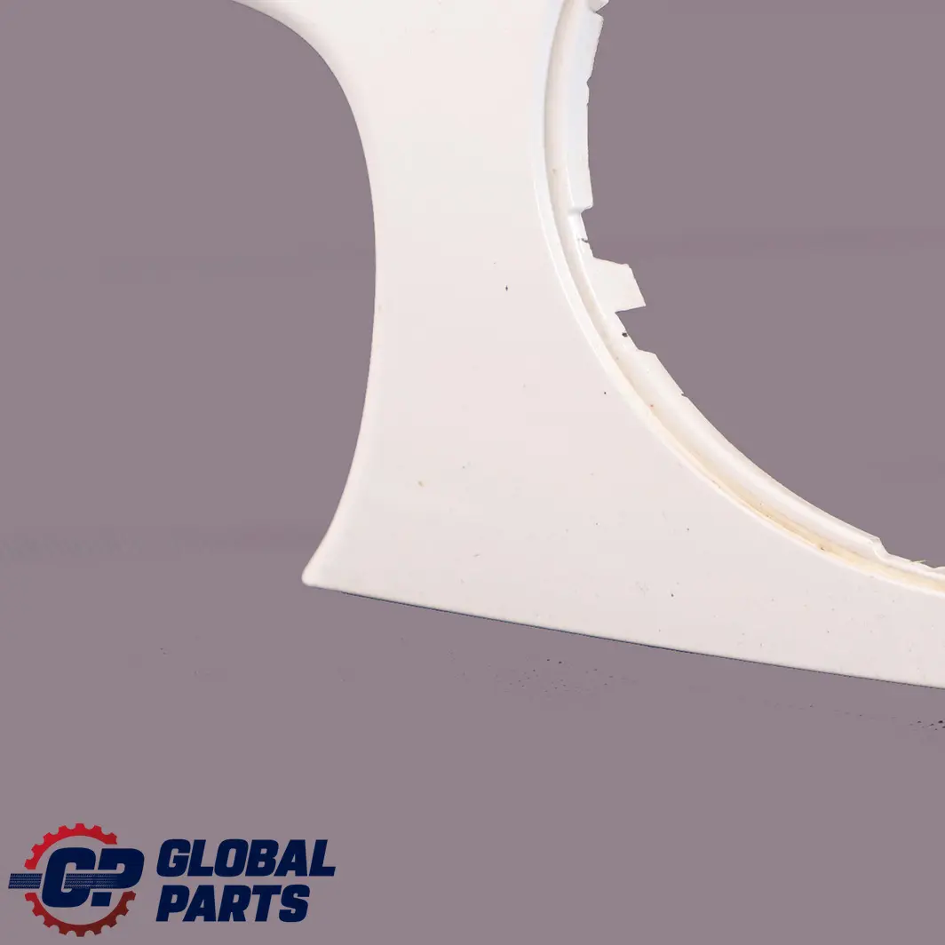 Parachoques Delantero Izquierdo Embellecedor Blanco Pimienta para Mini One R56 con número de pieza 0430225 Mini One R56 Parachoques Delantero Izquierdo Embellecedor Blanco Pimienta - SKU P0430225-PW2 - Número de pieza 0430225