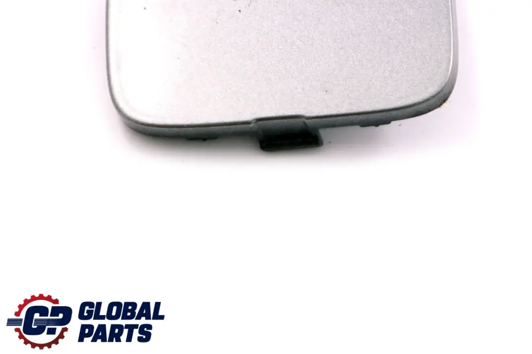 Couvre remorquage Pare chocs arrière Argent foncé 2751705 pour Mini Cooper S R56 à propos du numéro de pièce 0430258 Mini Cooper S R56 Couvre remorquage Pare chocs arrière Argent foncé 2751705 - SKU P0430258-DS - Numéro de pièce 0430258