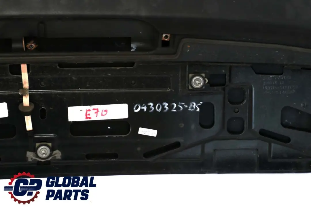 Heckspoiler Oberschale Heckklapp Black Sapphire Schwarz für BMW X5 er E70 mit Teilenummer 0430325 BMW X5 er E70 Heckspoiler Oberschale Heckklapp Black Sapphire Schwarz - SKU P0430325-BS - Teilenummer 0430325
