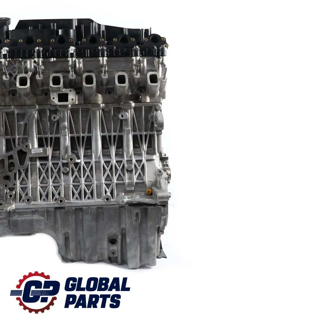 Nue Moteur M57N2 306D3 197CV Neuf Distribution GARANTIE pour BMW E60 E61 LCI 525d à propos du numéro de pièce 0441303 BMW E60 E61 LCI 525d Nue Moteur M57N2 306D3 197CV Neuf Distribution GARANTIE - SKU 0441303-2 - Numéro de pièce 0441303