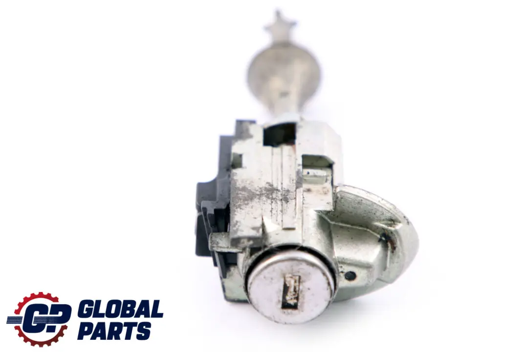 Grab Handle Right Door Front O/S to BMW 1 Series 1 E81 E82 E87 with Part number 0392528 BMW 1 Series 1 E81 E82 E87 Grab Handle Right Door Front O/S - SKU rhd-0392528 - Part number 0392528