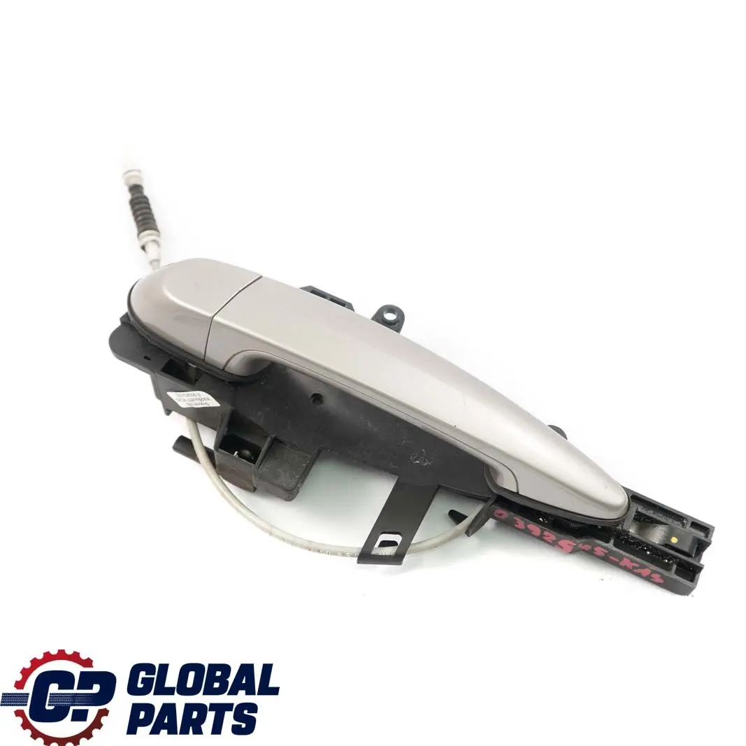 Grab Handle Left Front N/S Kaschmirsilber Cashmere Silver A72 to BMW 1 E82 E88 with Part number 0392545 BMW 1 E82 E88 Grab Handle Left Front N/S Kaschmirsilber Cashmere Silver A72 - SKU rhd-0392545-KAS - Part number 0392545