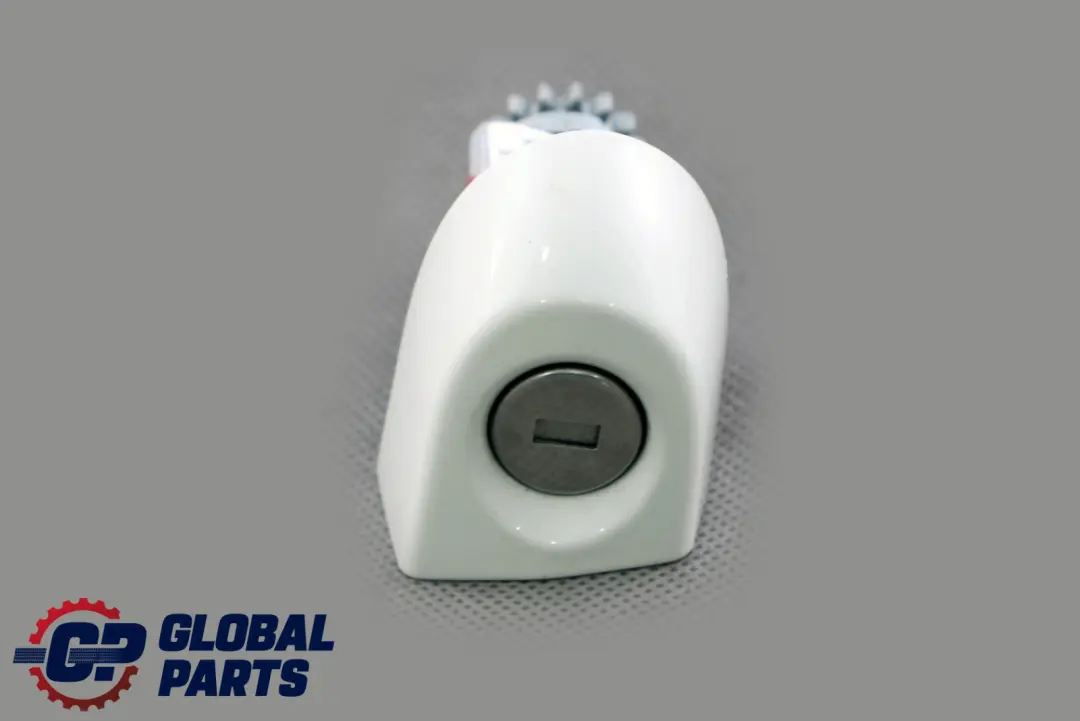 Door Handle Cap Cover Front Right O/S Alpinweiss White 300 to BMW 1 Series F20 F21 with Part number 0399177 BMW 1 Series F20 F21 Door Handle Cap Cover Front Right O/S Alpinweiss White 300 - SKU rhd-0399177-AW - Part number 0399177