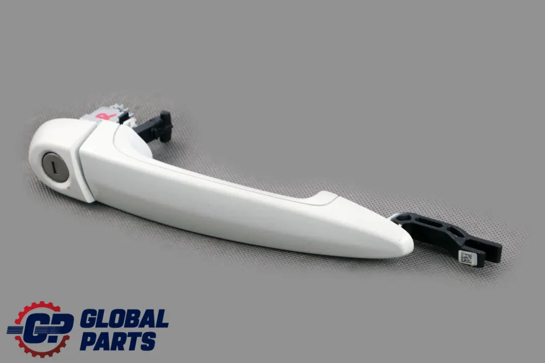 Handle Right Front O/S Alpinweiss 3 to BMW 1 3 Series F20 F21 E90 E91 Cover with Part number 0399178 BMW 1 3 Series F20 F21 E90 E91 Cover Handle Right Front O/S Alpinweiss 3 - SKU rhd-0399178-AW - Part number 0399178