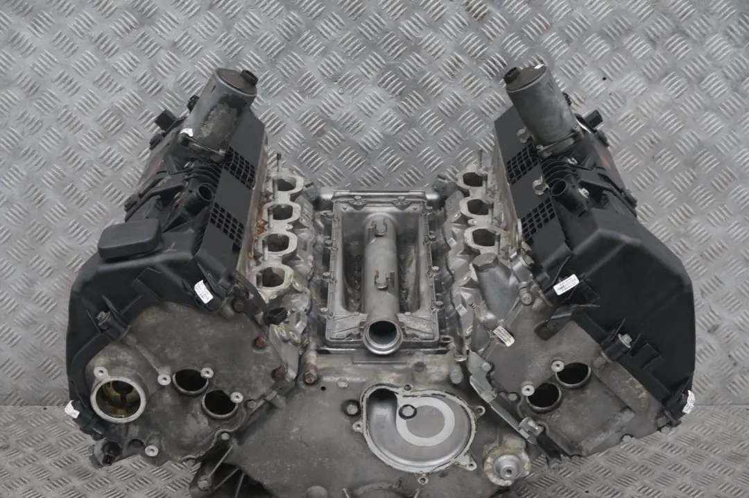 Moteur Nu Essence 745i N62 N62B44A 333CV 159 000 km, GARANTIE pour BMW E65 E66 à propos du numéro de pièce 0427247 BMW E65 E66 Moteur Nu Essence 745i N62 N62B44A 333CV 159 000 km, GARANTIE - SKU RHD-0427247 - Numéro de pièce 0427247