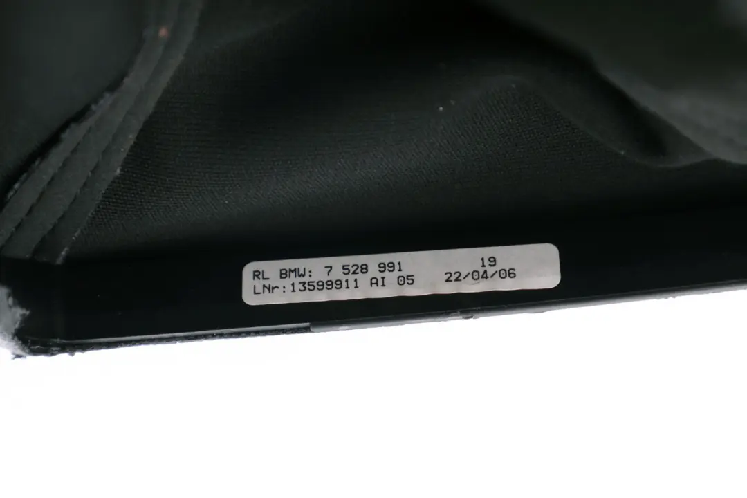 Shift Gear Gaiter Leather Cover to BMW 1 Series E81 E82 E87 LCI Manual with Part number 0435850 BMW 1 Series E81 E82 E87 LCI Manual Shift Gear Gaiter Leather Cover - SKU rhd-0435850 - Part number 0435850