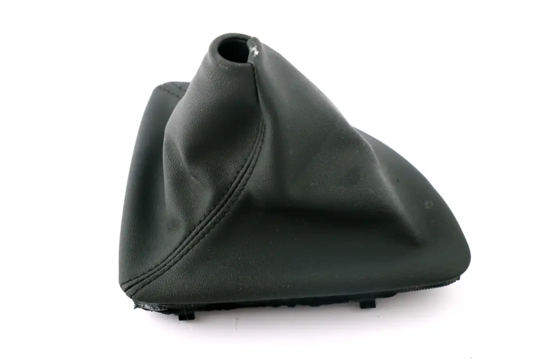 Shift Gear Gaiter Leather Cover to BMW 1 Series E81 E82 E87 LCI Manual with Part number 0435850 BMW 1 Series E81 E82 E87 LCI Manual Shift Gear Gaiter Leather Cover - SKU rhd-0435850 - Part number 0435850