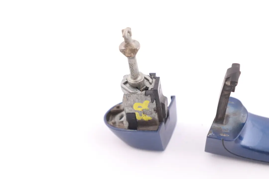 £BMW 1 3 E87 E90 E91 Front Right Grab Handle O/S Montegoblau Montego Blue A51 to with Part number 0445182 £BMW 1 3 E87 E90 E91 Front Right Grab Handle O/S Montegoblau Montego Blue A51 - SKU rhd-0445182-MTB - Part number 0445182