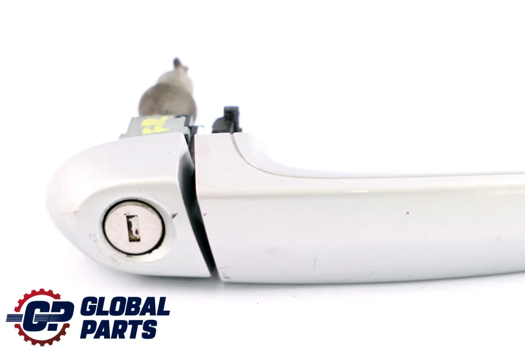 Front Right Grab Handle O/S Titansilber Metallic Silver to BMW 3 Series E90 E91 with Part number 0445182 BMW 3 Series E90 E91 Front Right Grab Handle O/S Titansilber Metallic Silver - SKU rhd-0445182-TS2 - Part number 0445182