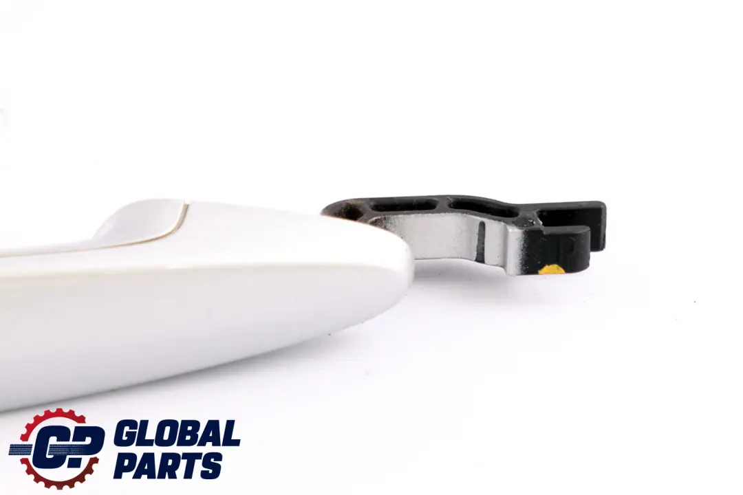 Front Right Grab Handle O/S Titansilber Metallic Silver to BMW 3 Series E90 E91 with Part number 0445182 BMW 3 Series E90 E91 Front Right Grab Handle O/S Titansilber Metallic Silver - SKU rhd-0445182-TS2 - Part number 0445182
